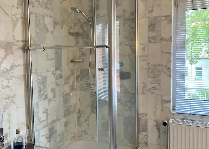 Ruhige In Zentral Gelegener Gruenderzeitvilla Appartement Oldenburg